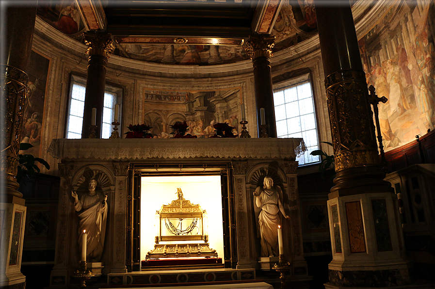 foto Basilica di San Pietro in Vincoli